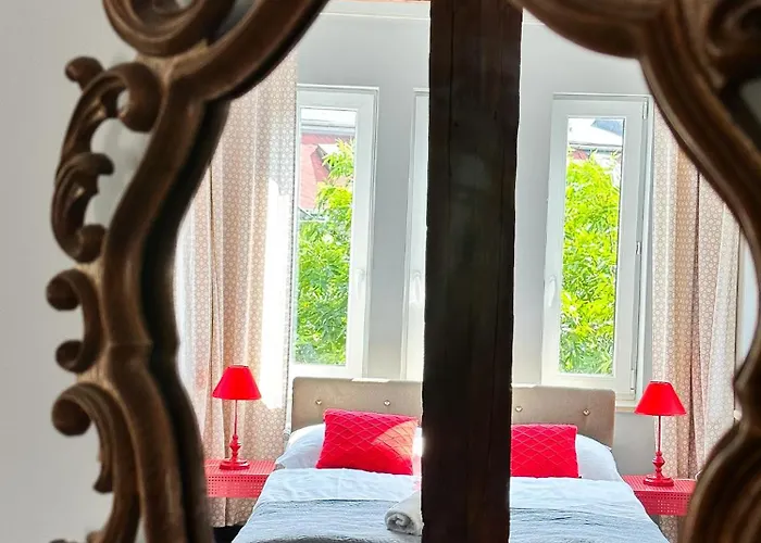 Expolis Residence - City Center Mtp Targi - 24H #Betterthanyourex