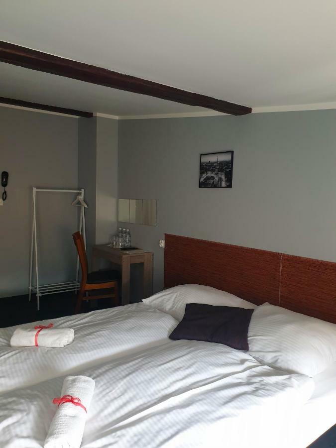 Expolis - Center Mtp Targi - 24h #betterthanyourex Guest house Poznan